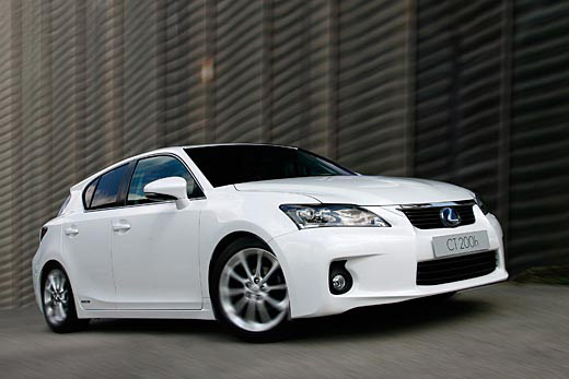 lexus-ct-200h-outside-6.jpg