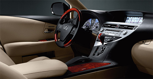 2010 Lexus RX Interior. The “display zone” assists the driver via an 