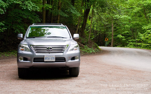  of Lexus LX 570 wallpaper collections, starting off with three all taken 
