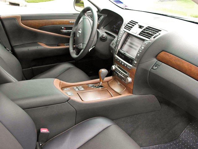 Lexus LS 460 Sport Interior. The interior is two-tone black/saddle tan 