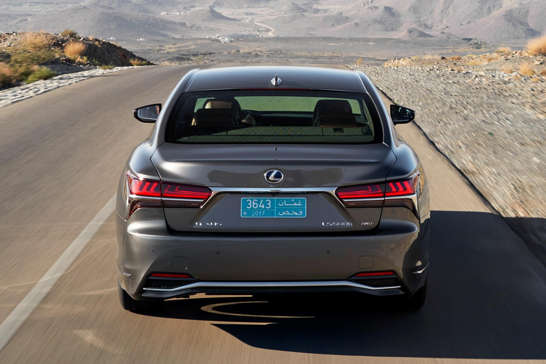 lexus-ls-500h-awd-president-line-5.jpg