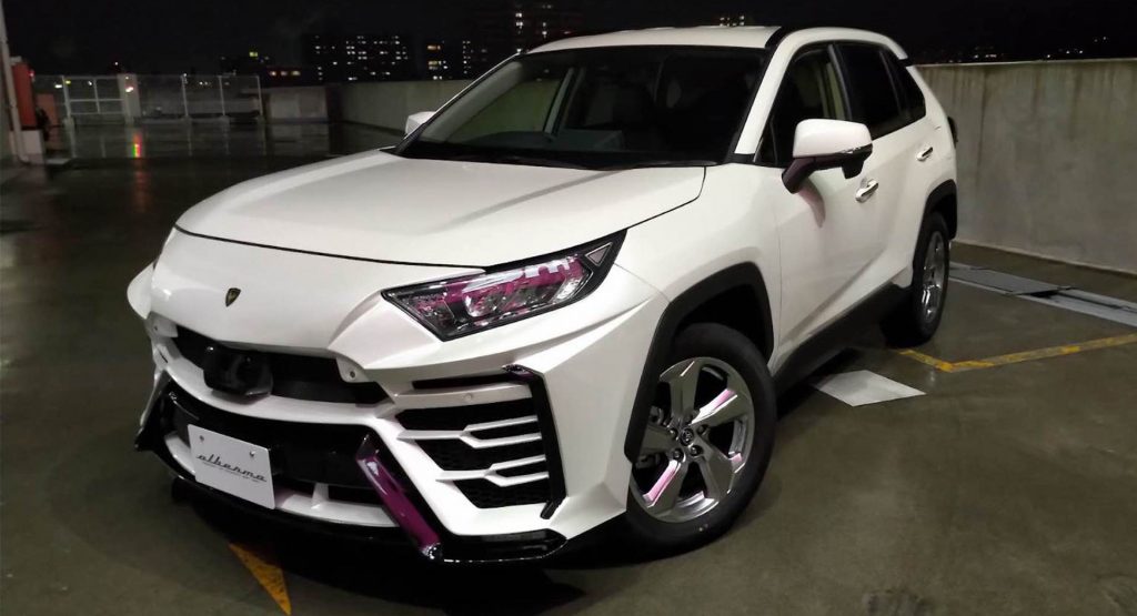 Toyota-RAV4-Lamborghini-Urus-2-1-1024x555.jpg
