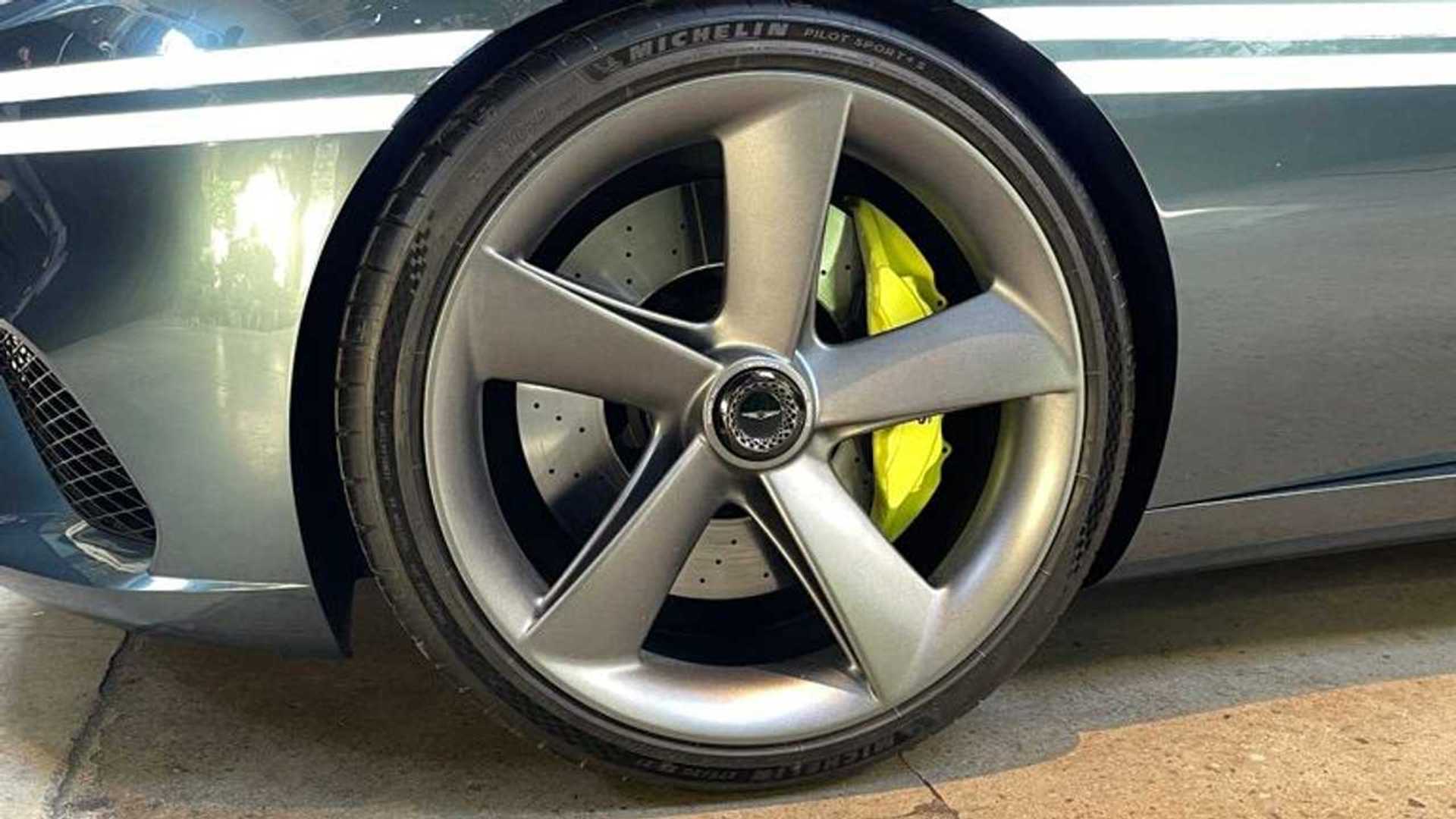 genesis-x-concept-exterior-in-person-wheel.jpg