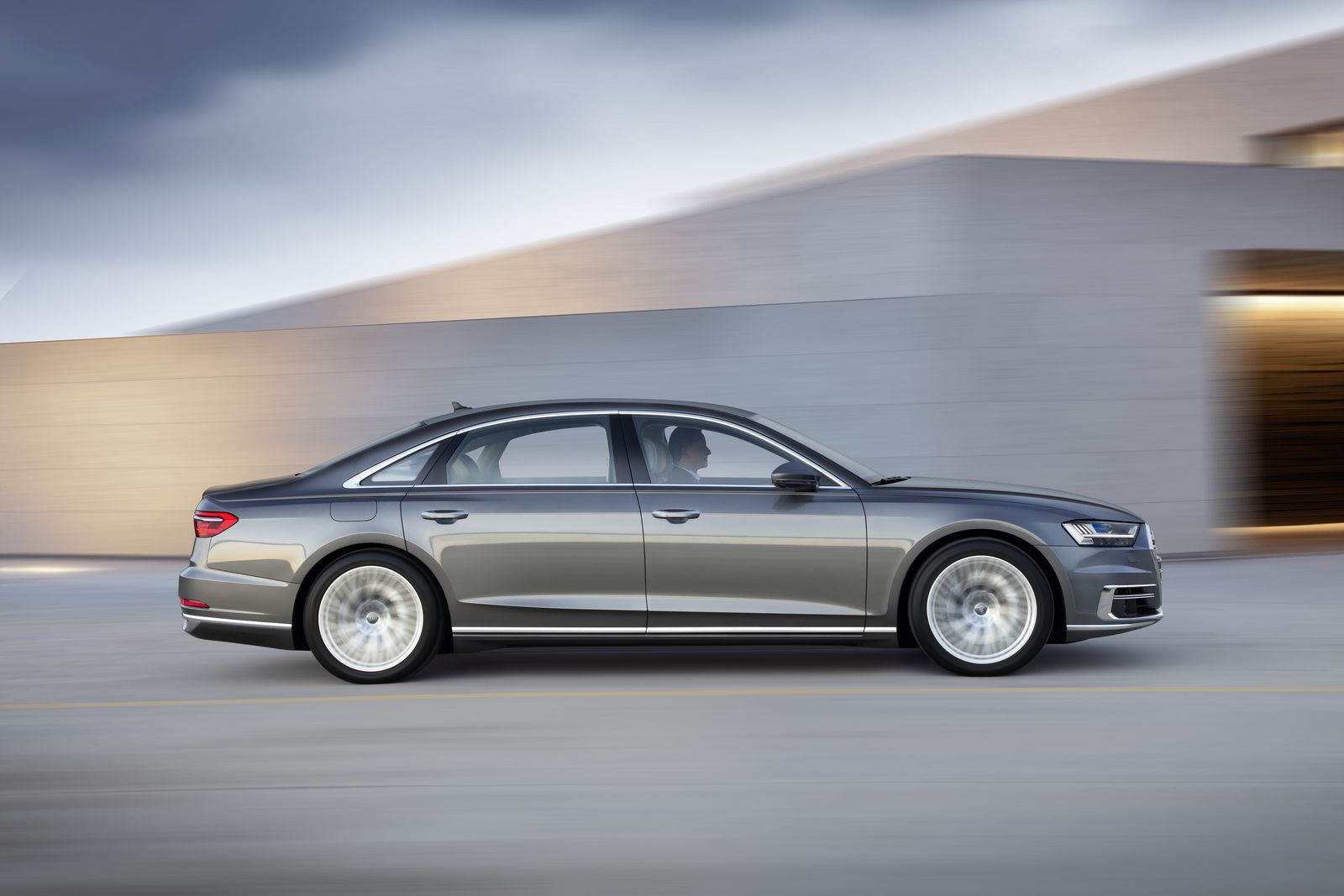 Audi-A8-36.jpg