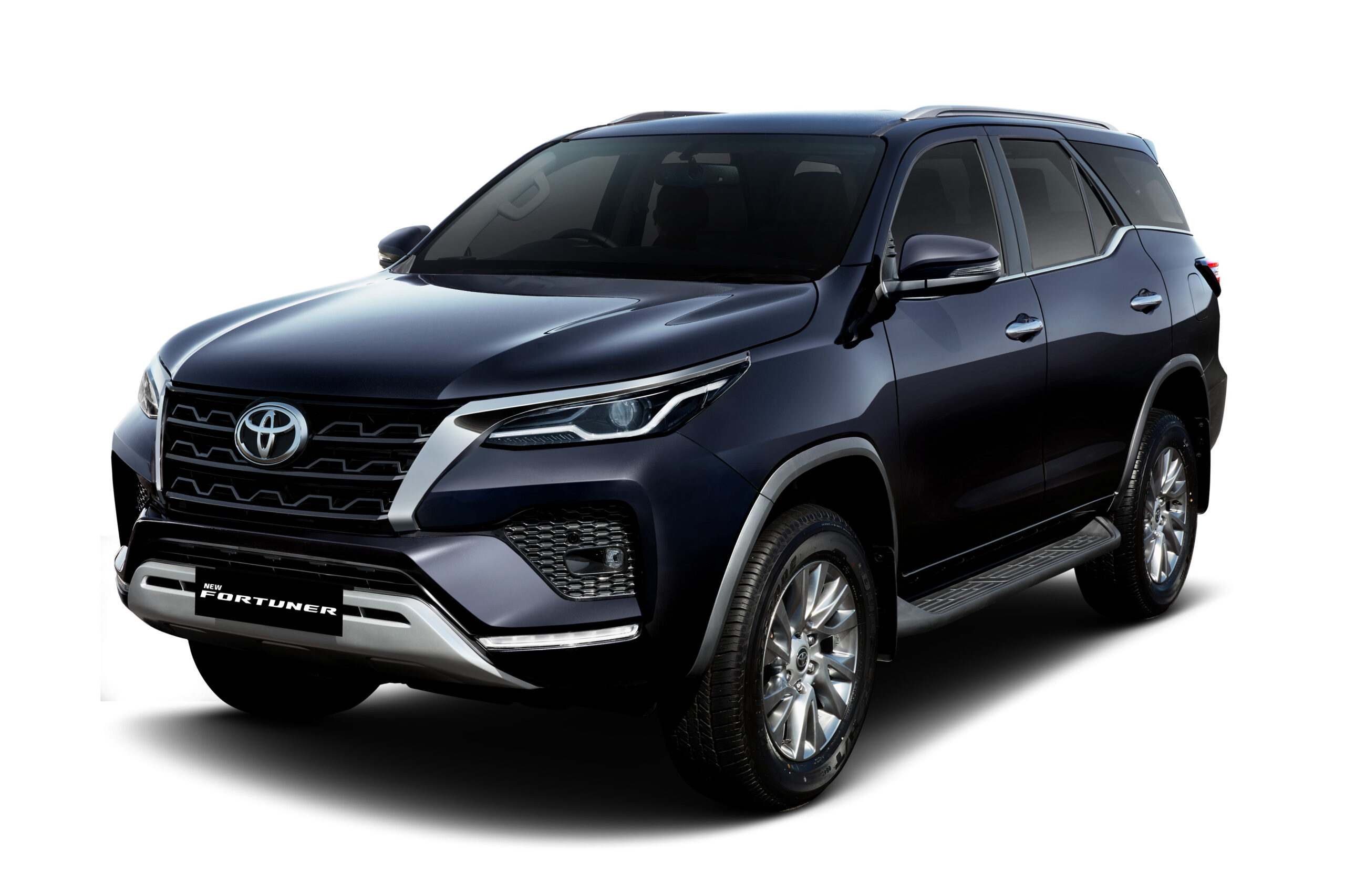 The-new-Fortuner-scaled.jpg