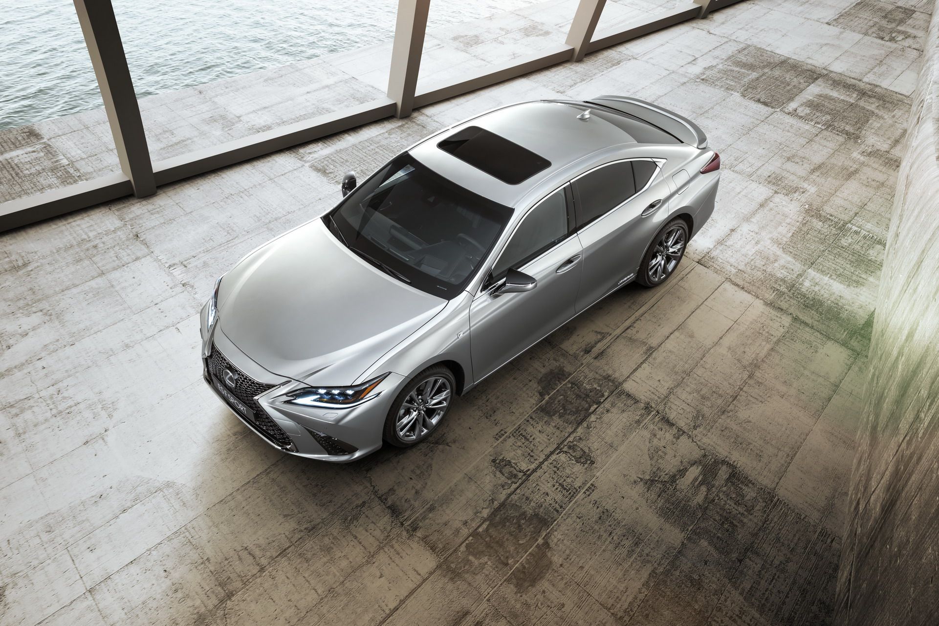 2019-Lexus-ES-EU16.jpg