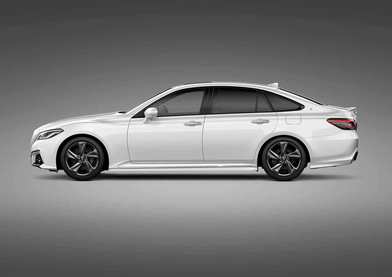 afeec5b5-toyota-crown-concept2.jpg