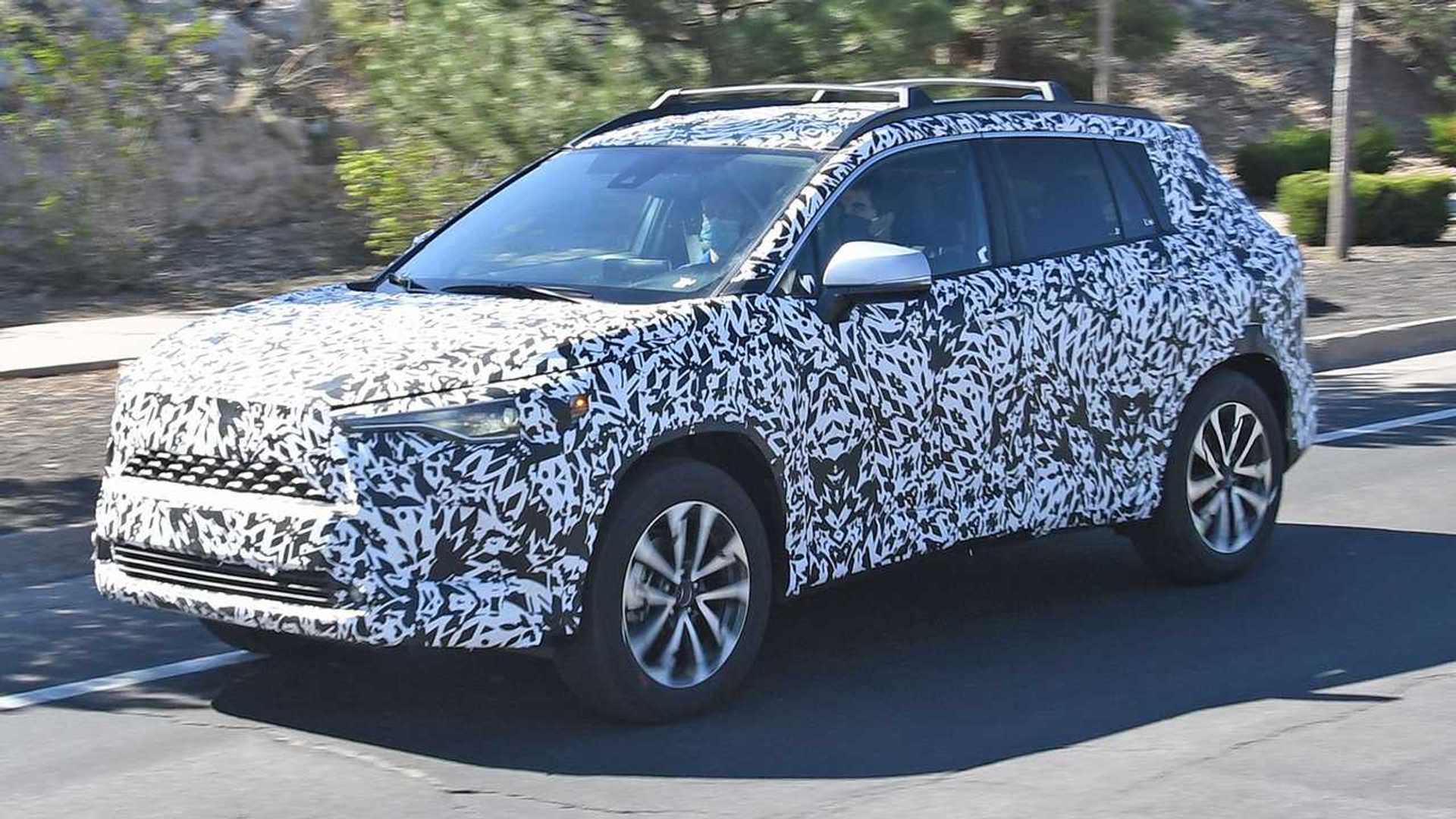 toyota-corolla-cross-spy-shots-three-quarters-close.jpg