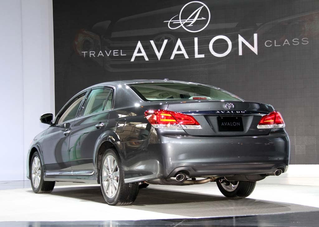 2011-Toyota-Avalon.jpg
