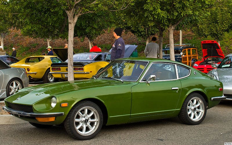 800px-1971_Datsun_240-Z_coupe_-_green_-_fvl.jpg
