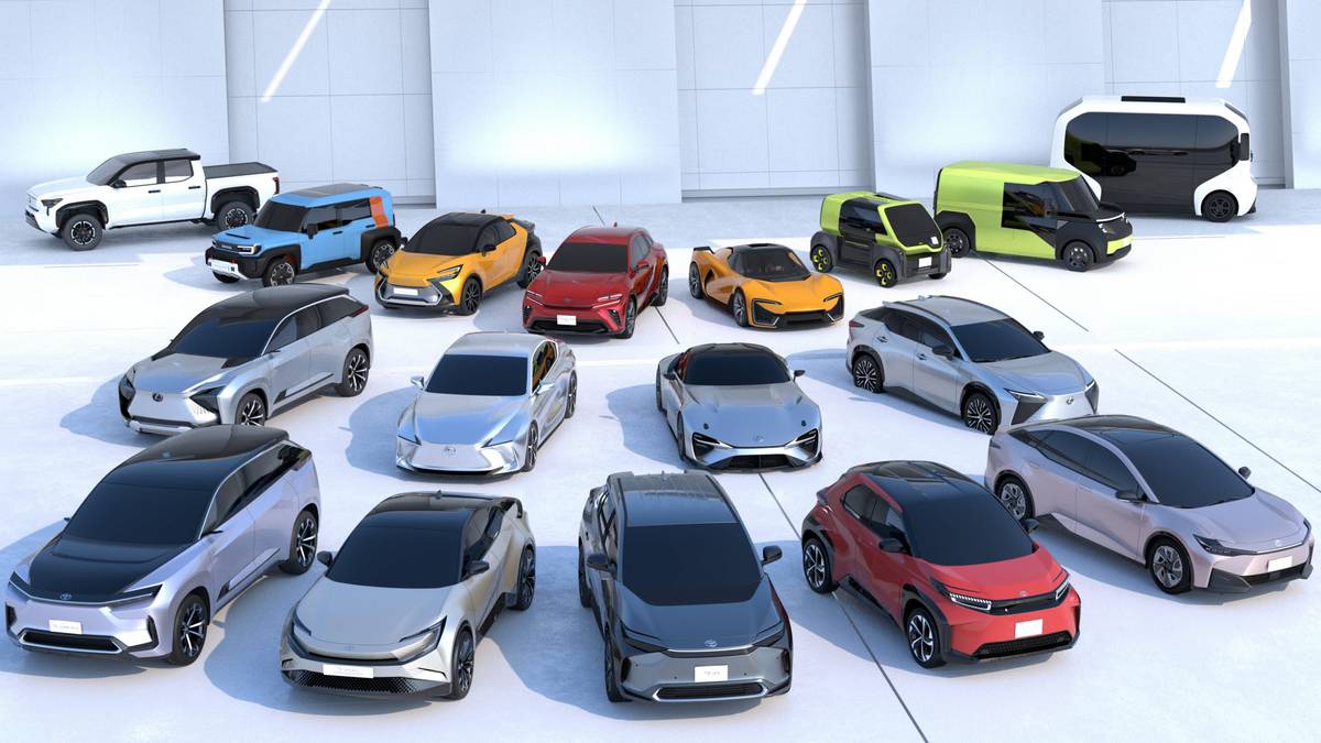 toyota-ev-prototypes-20211214-bev-06-blue-convertible-coupe-exterior-front-front-angle-green-grey-orange-red-sedan-silver-suv-truck-yellow