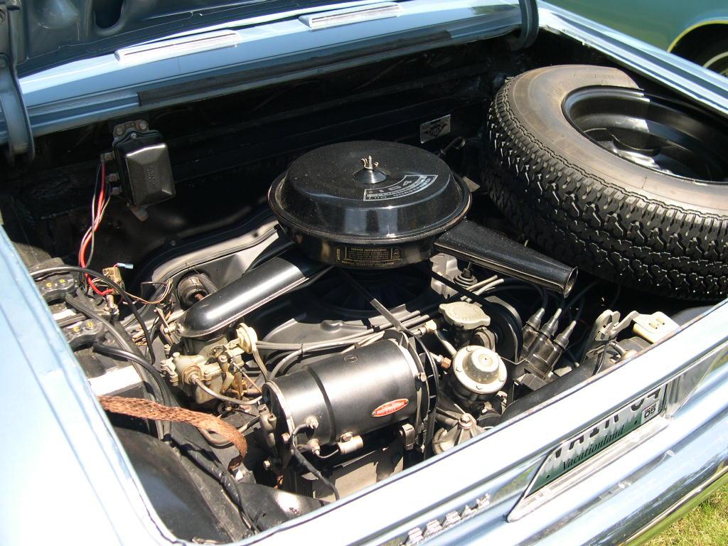 Chevrolet_Corvair_164_Turbo_engine.jpg