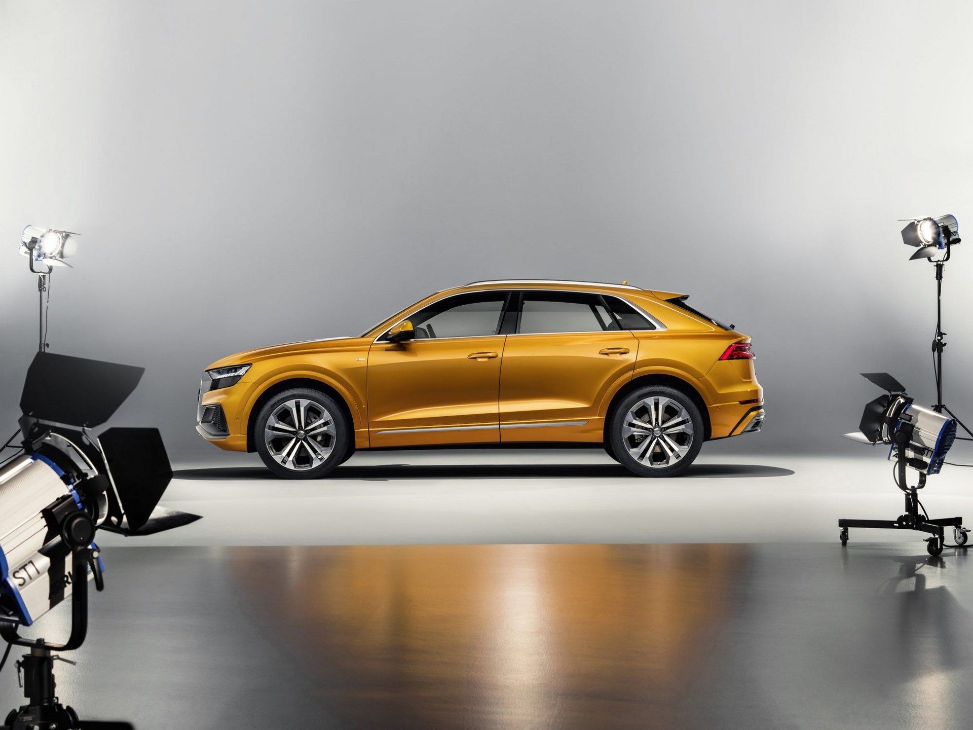 Audi-Q8-3.jpg