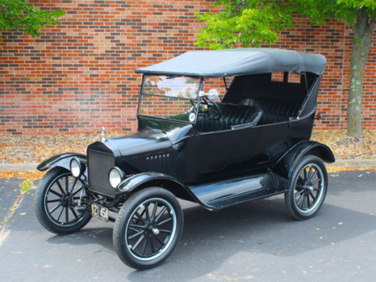 1923-ford-model-t-touring.png