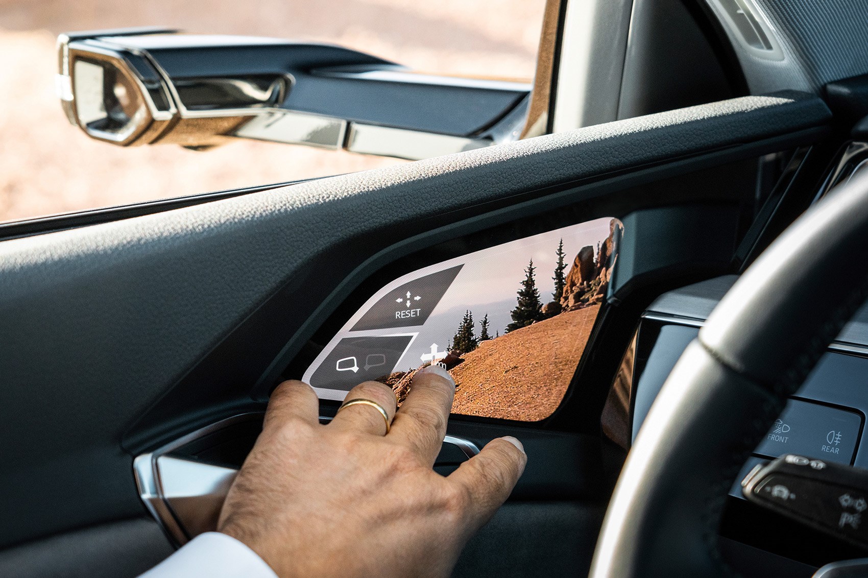 Lexus Bringing Digital Side Mirrors to ES Sedan in Europe Lexus Enthusiast