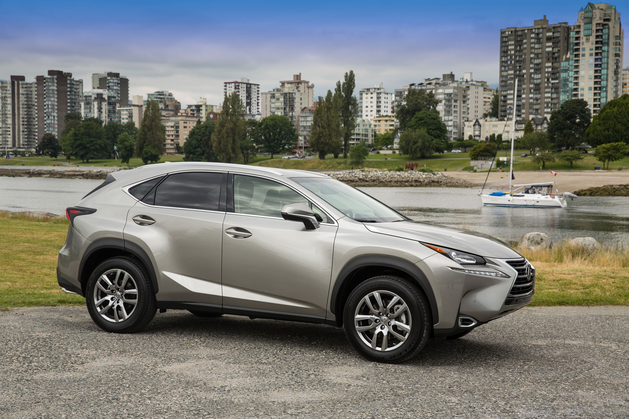 Lexus nx 200 не едет