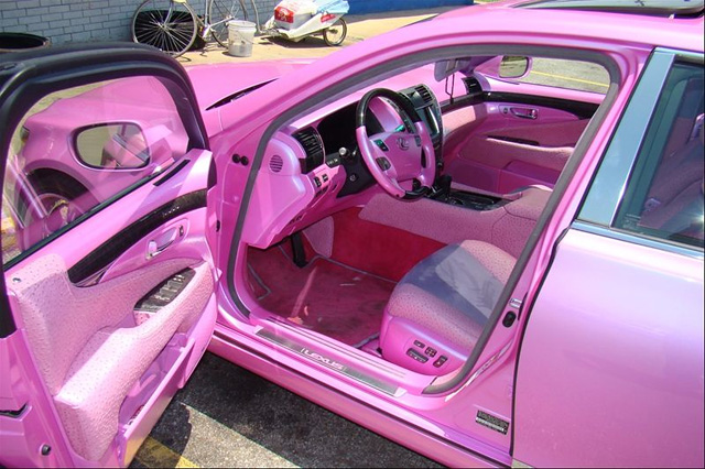 Pink Lexus LS 460 Front Interior