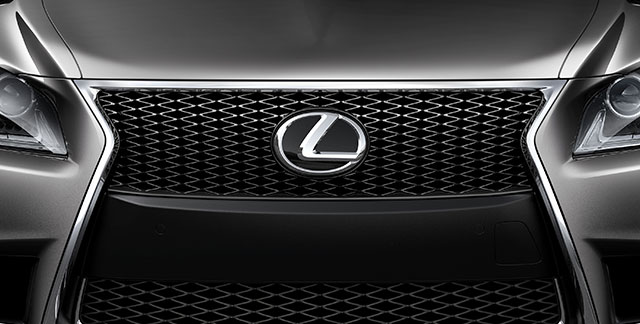 2013 Lexus LS F SPORT Grille