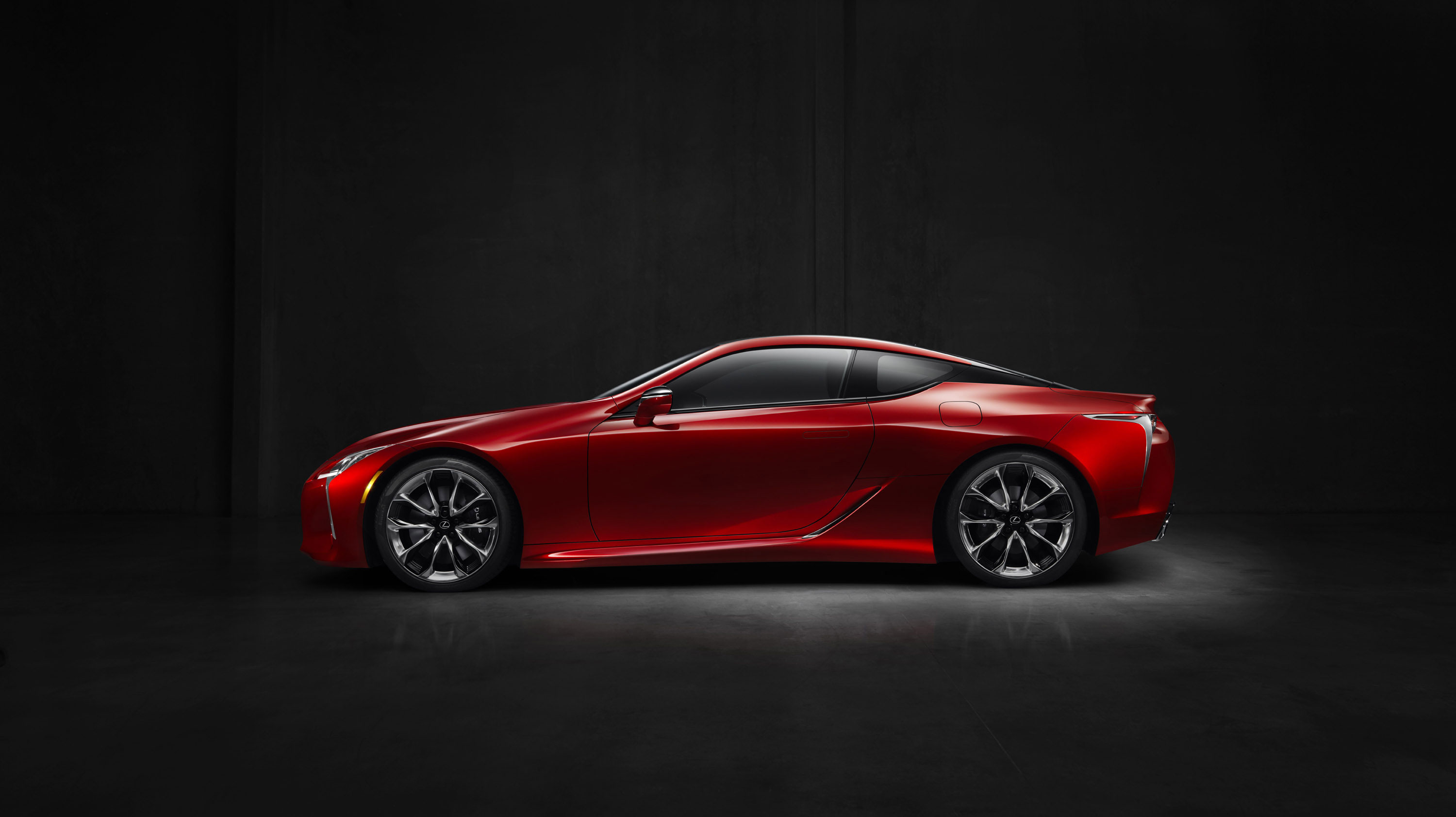 16-01-12-gallery-lexus-lc-500-official-2