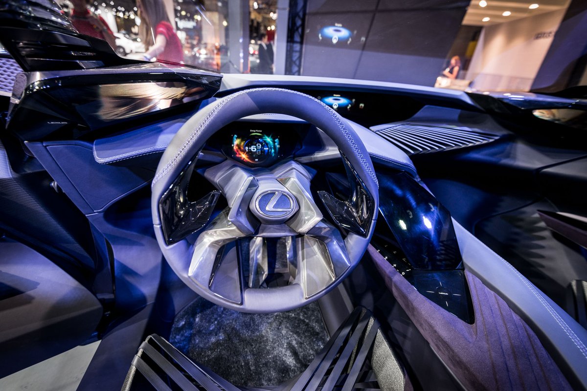 Lexus UX : le concept-car de luxe à l'incroyable intérieur futuriste