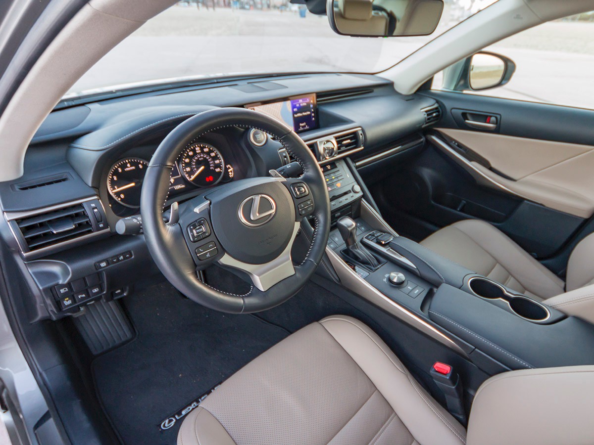 Kelley Blue Book Drives the Updated 2017 Lexus IS 200t | Lexus Enthusiast