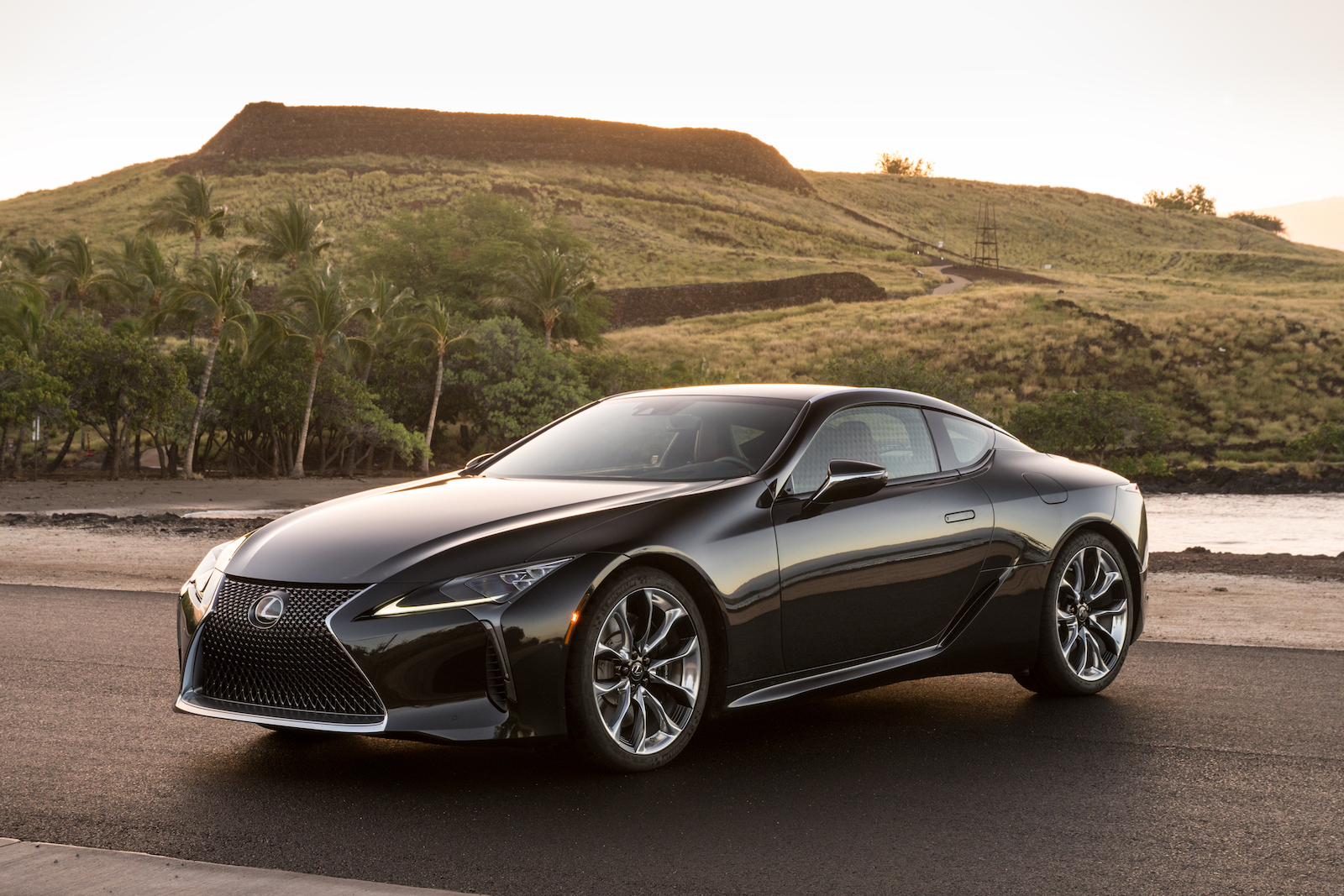 Photo Gallery The Lexus LC 500 & LC 500h in Hawaii