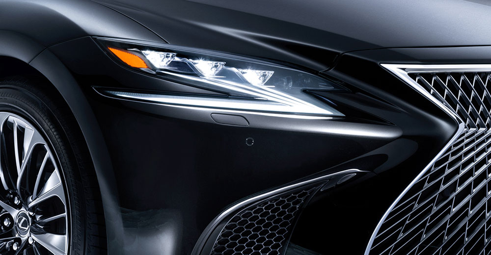 Lexus LS Headlights
