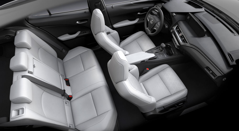 Lexus UX Angle Interior