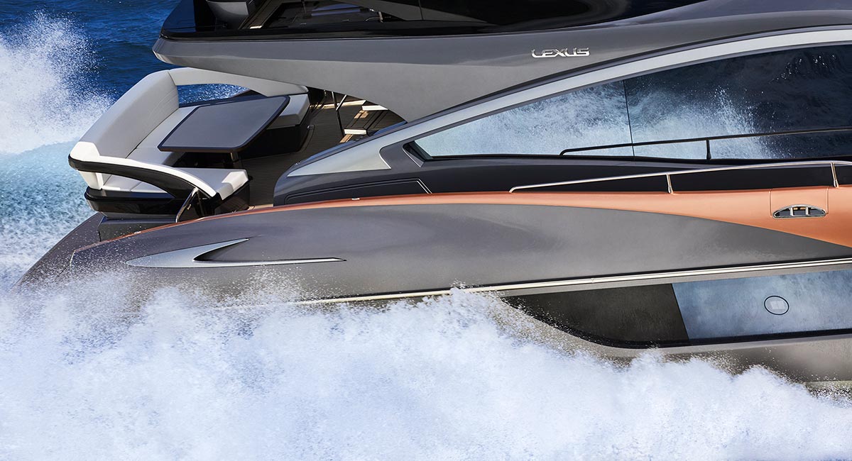 Lexus LY Side Water