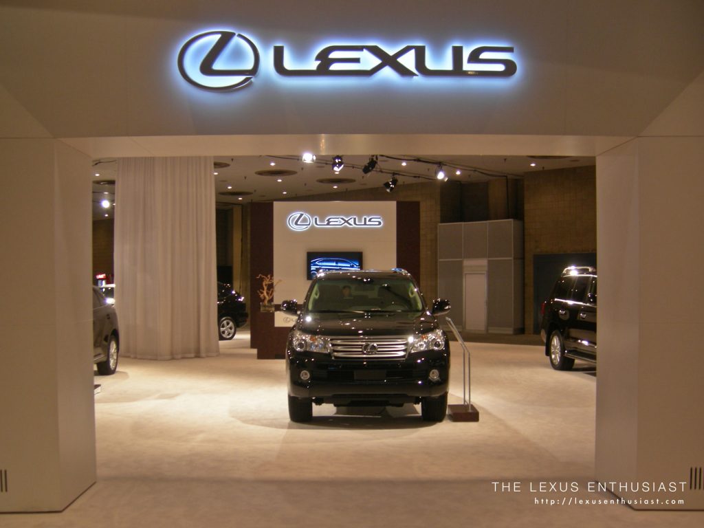2010-lexus-new-york-auto-show-10