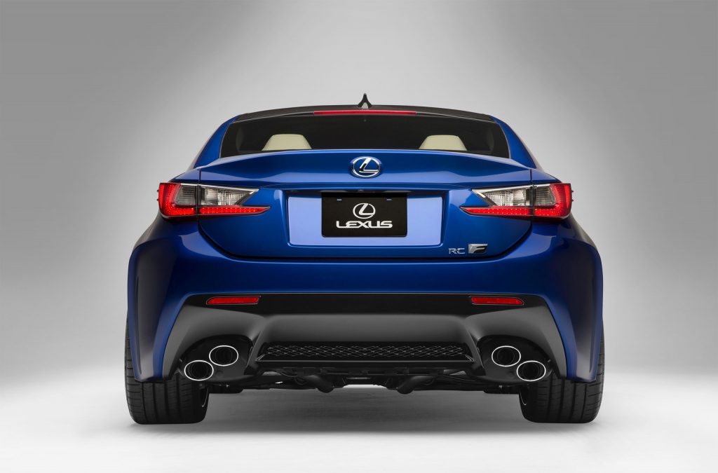 2015-Lexus-RC-F-007