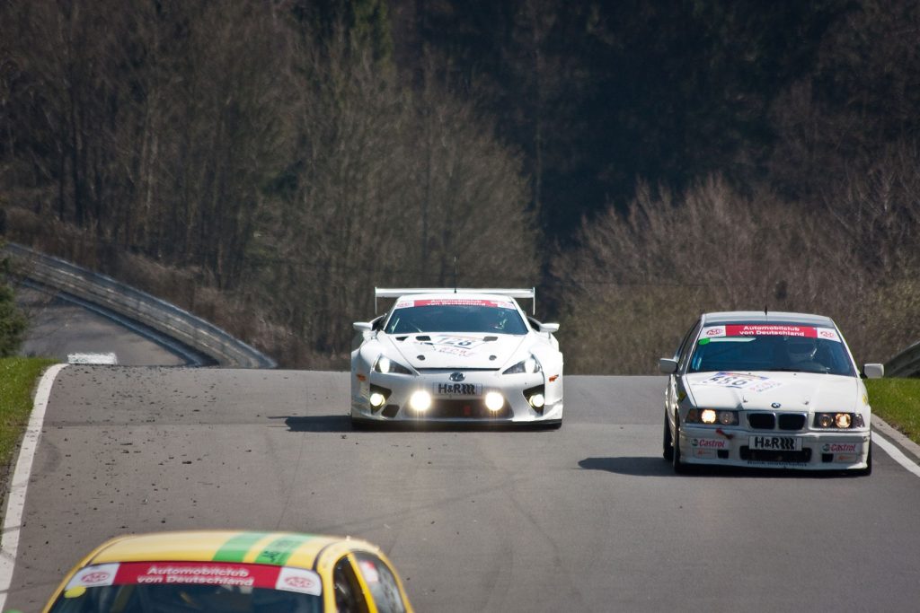 april-10-nurburgring-lexus-race-11